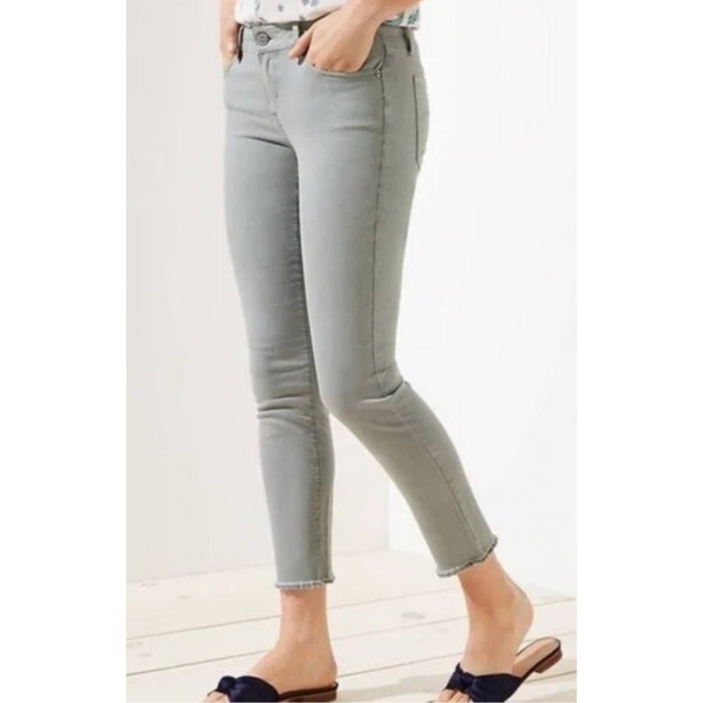 LOFT Woman's Light Gray Modern Skinny Crop Jeans
